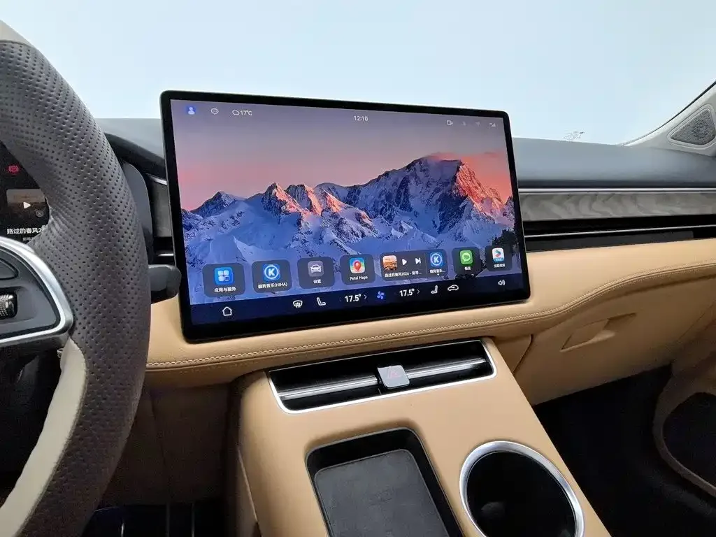 AITO Wenjie AITO M5 2022 Extended Range AWD Ultimate Edition — Фото автомобиля 12