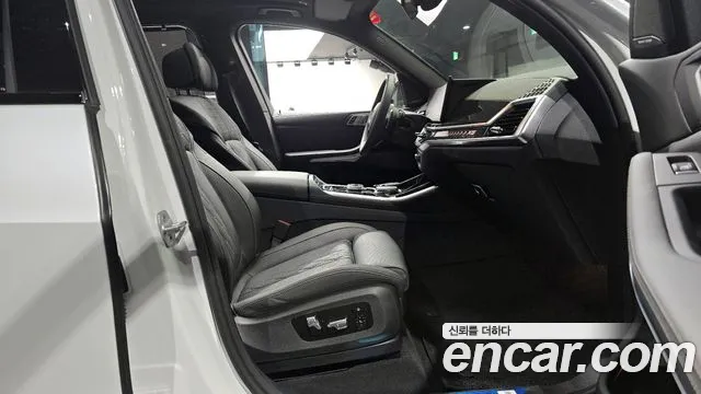 BMW X5 xDrive 40i M Sport — Фото автомобиля 11