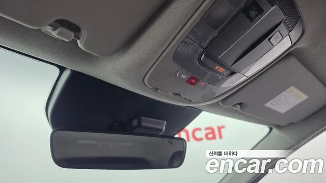Kia Niro — Фото автомобиля 18