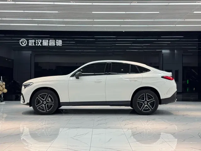 Mercedes-Benz GLC Coupe — Фото автомобиля 3