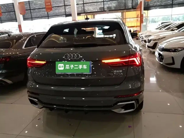 Audi Q3 — Фото автомобиля 5