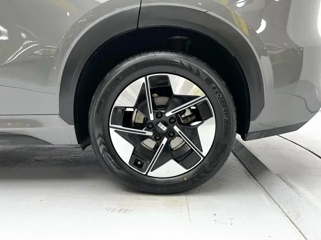 Geely Galaxy E5 — Фото автомобиля 11