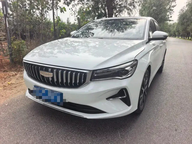 Фотография автомобиля — Geely Emgrand