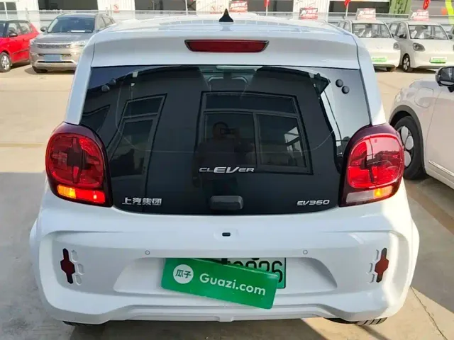 Roewe Clever — Фото автомобиля 5