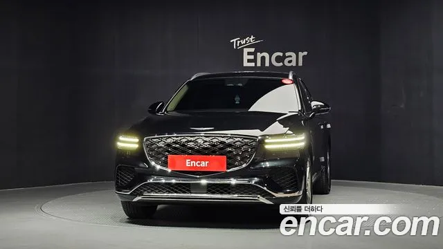 Genesis GV70 — Фото автомобиля 3