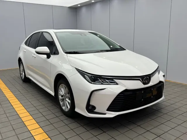 Toyota Corolla — Фото автомобиля 3
