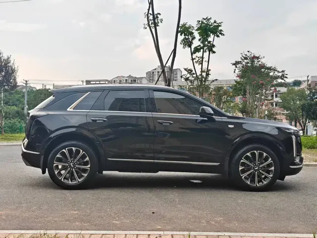 Cadillac XT5 — Фото автомобиля 14