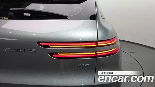 Genesis GV70 — Фото автомобиля 8