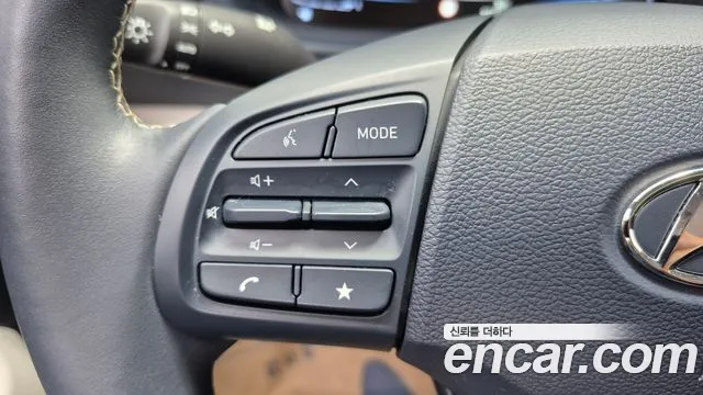 Hyundai Venue Venue 1.6 Premium — Фото автомобиля 16