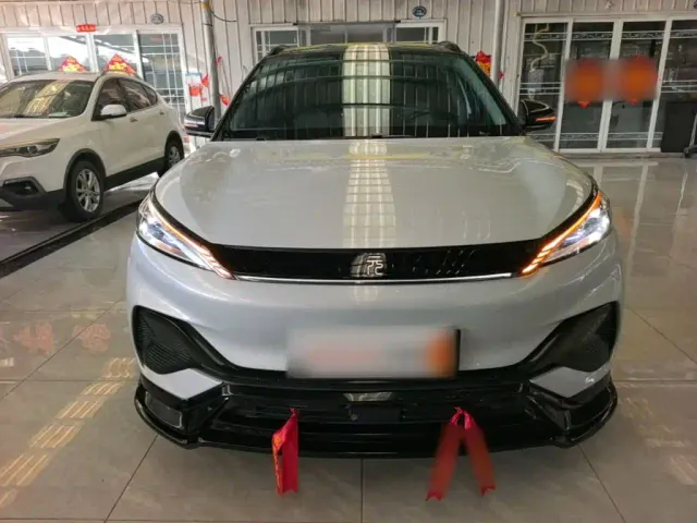 BYD Yuan PLUS — Фото автомобиля 2