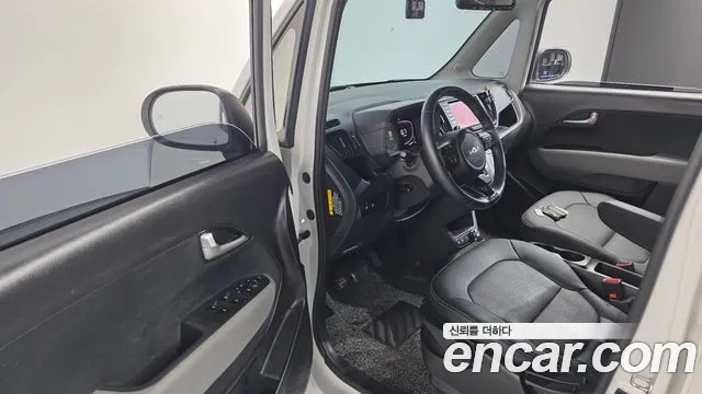 Kia RAY Новый Kia Ray Signature — Фото автомобиля 11