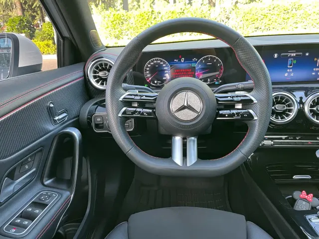 Mercedes-Benz A-Class — Фото автомобиля 20