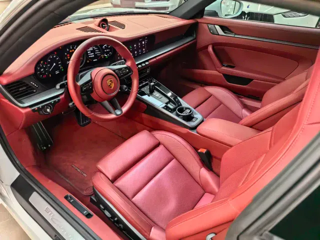 Porsche 911 — Фото автомобиля 9