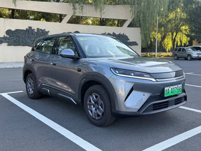 BYD Yuan UP — Фото автомобиля 3