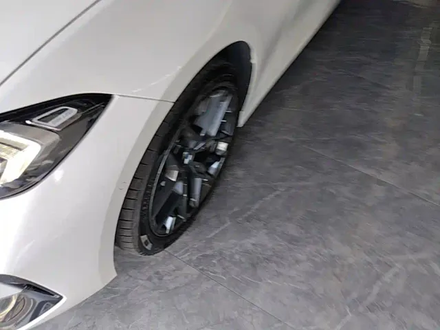 BMW 3 Series — Фото автомобиля 22
