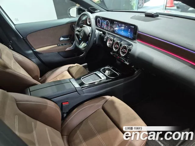Mercedes-Benz A-Class — Фото автомобиля 15