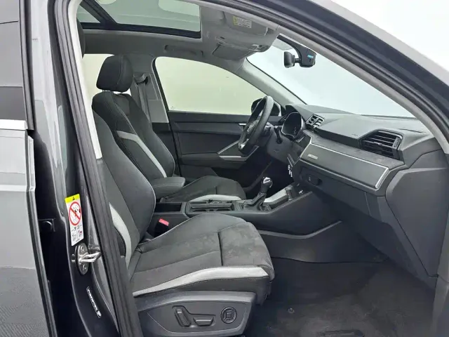 Audi Q3 — Фото автомобиля 10