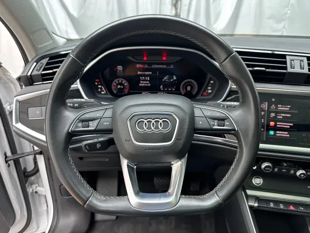 Audi Q3 — Фото автомобиля 7