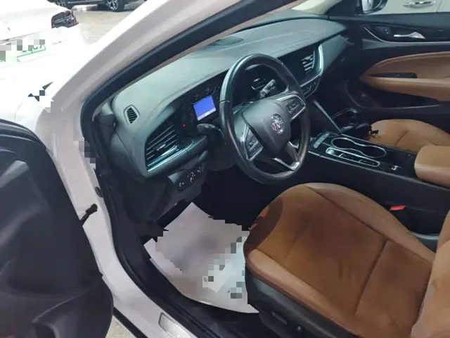 Buick Regal — Фото автомобиля 15
