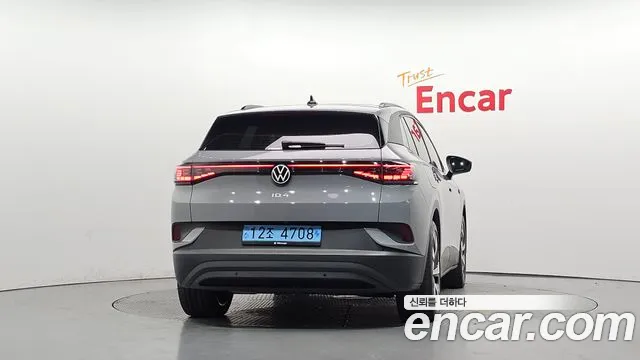 Volkswagen ID.4 — Фото автомобиля 4