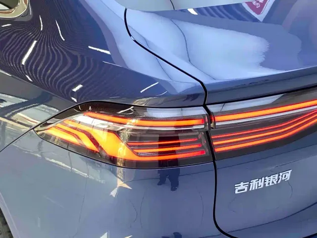 Geely Galaxy A7 — Фото автомобиля 16