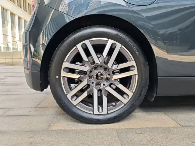 MINI Cooper — Фото автомобиля 24