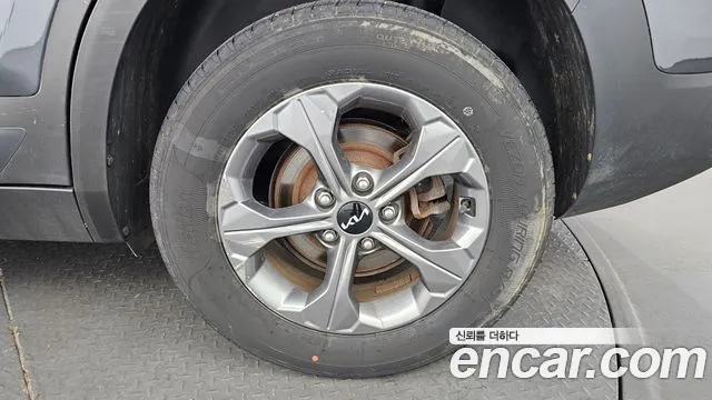 Kia Seltos New — Фото автомобиля 6