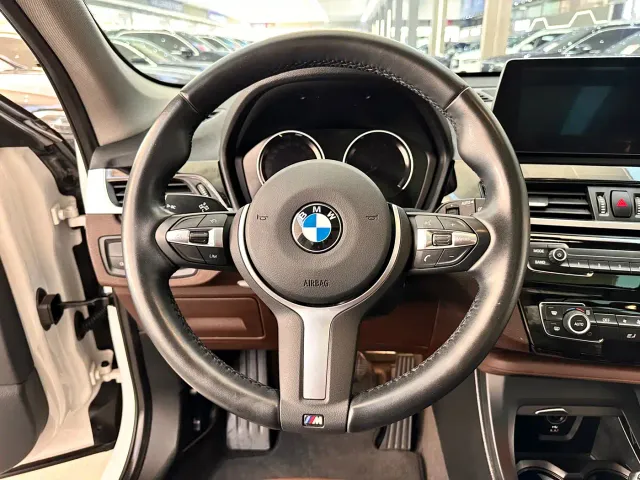 BMW X1 — Фото автомобиля 10