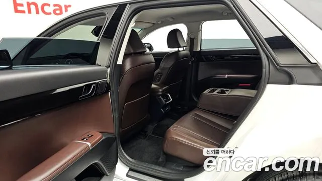 Hyundai Grandeur GN7 — Фото автомобиля 15