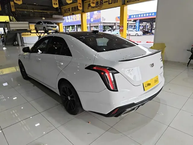 Cadillac CT4 — Фото автомобиля 7