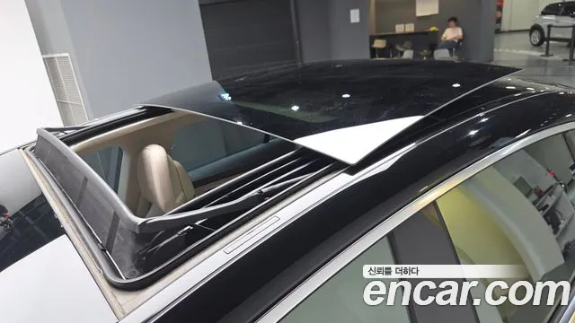 Mercedes-Benz EQS — Фото автомобиля 12