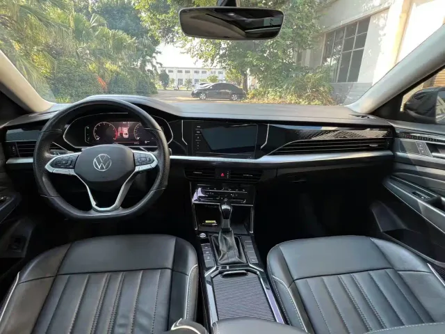 Volkswagen Passat — Фото автомобиля 9