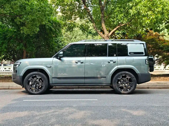BYD FangChengBao Titanium 7 — Фото автомобиля 18