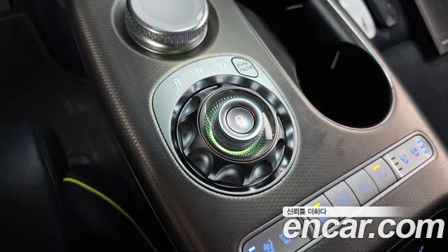 Genesis GV60 — Фото автомобиля 11