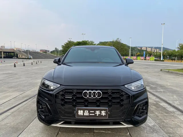 Audi Q5L — Фото автомобиля 2