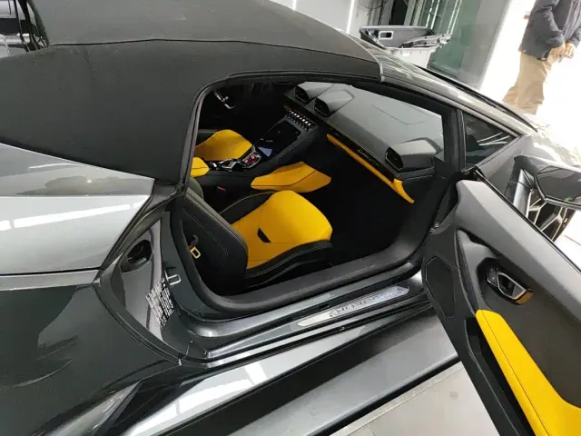 Lamborghini Huracan — Фото автомобиля 8