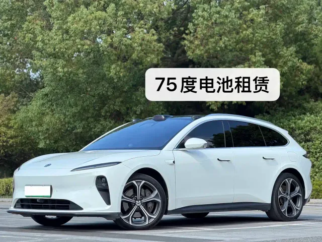 Фотография автомобиля — Nio ET5 Touring