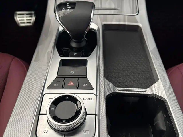 Jetour X70 Plus — Фото автомобиля 12