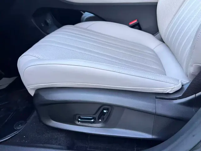 Geely Galaxy Stellar 6 — Фото автомобиля 13
