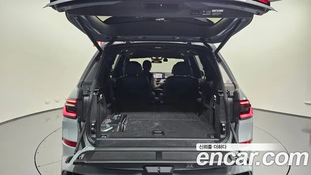 BMW X7 — Фото автомобиля 30