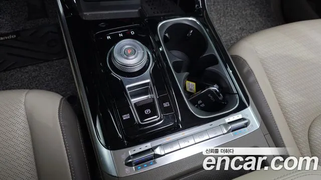Kia Canival Carnival 4 поколение Дизель 9 мест Signature — Фото автомобиля 9