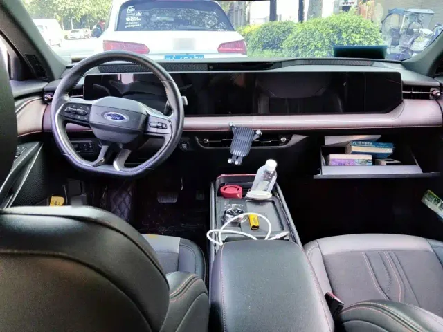 Ford Mondeo — Фото автомобиля 12