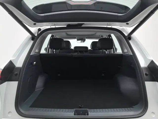 Geely Galaxy E5 — Фото автомобиля 16