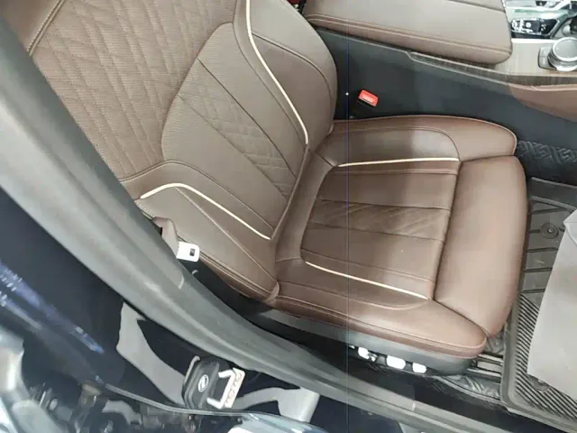 BMW 5 Series — Фото автомобиля 24