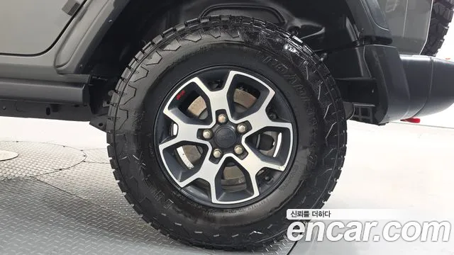 Jeep Wrangler JL — Фото автомобиля 6