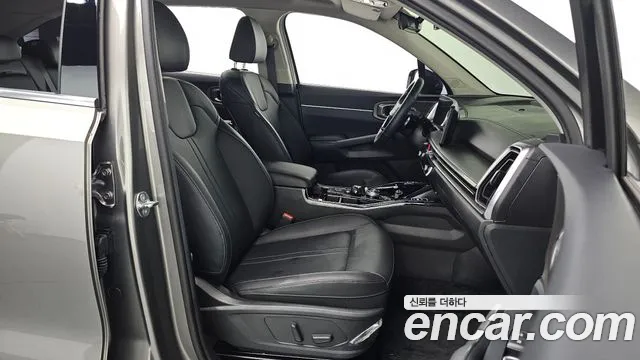 Kia Sorento Новый Sorento 4 поколение Бензин 2.5T 2WD — Фото автомобиля 10