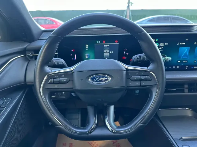 Ford Mondeo — Фото автомобиля 16