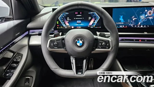 BMW 5-Series — Фото автомобиля 12