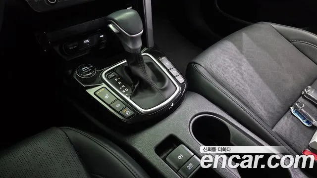 Kia Seltos Бензин 1.6 турбо 2WD — Фото автомобиля 9