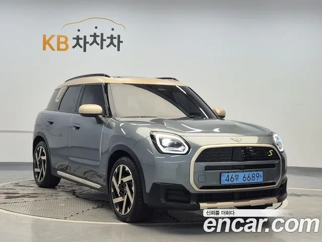 MINI Countryman Electric 3rd Gen — Фото автомобиля 4